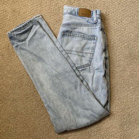 American Eagle Outfitters Denim - American Eagle Mom Jeans